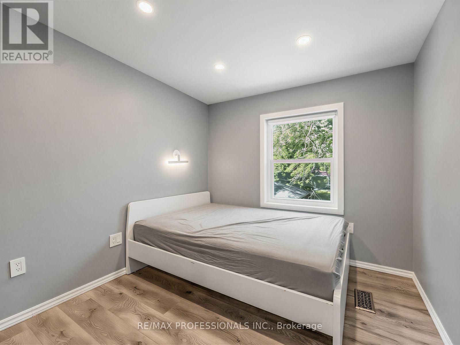 76 Macdonald Street, Toronto, Ontario  M8V 1Y4 - Photo 17 - W13514400