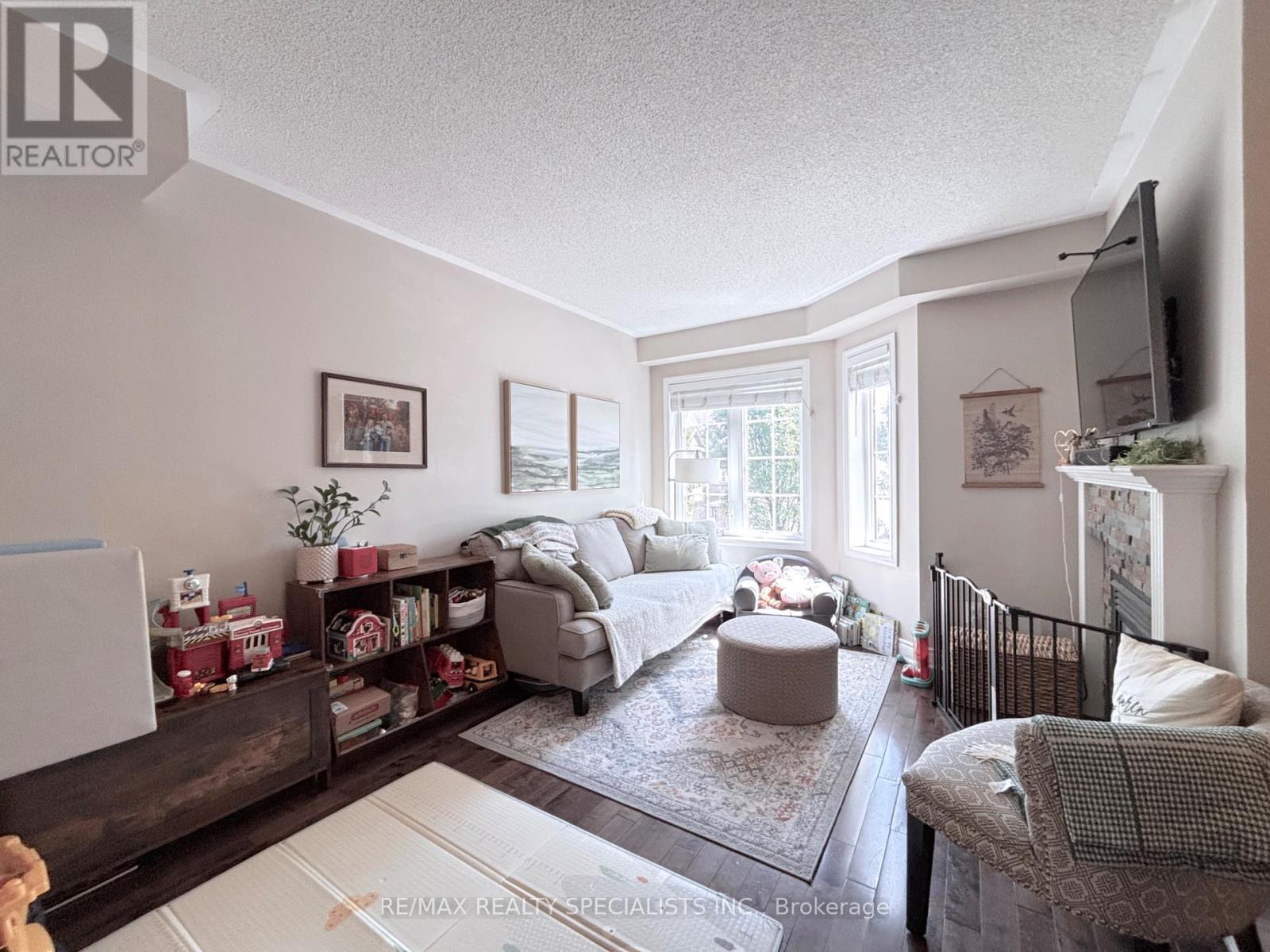 53 - 470 Beach Boulevard, Hamilton, Ontario  L8H 6X2 - Photo 6 - X13638544