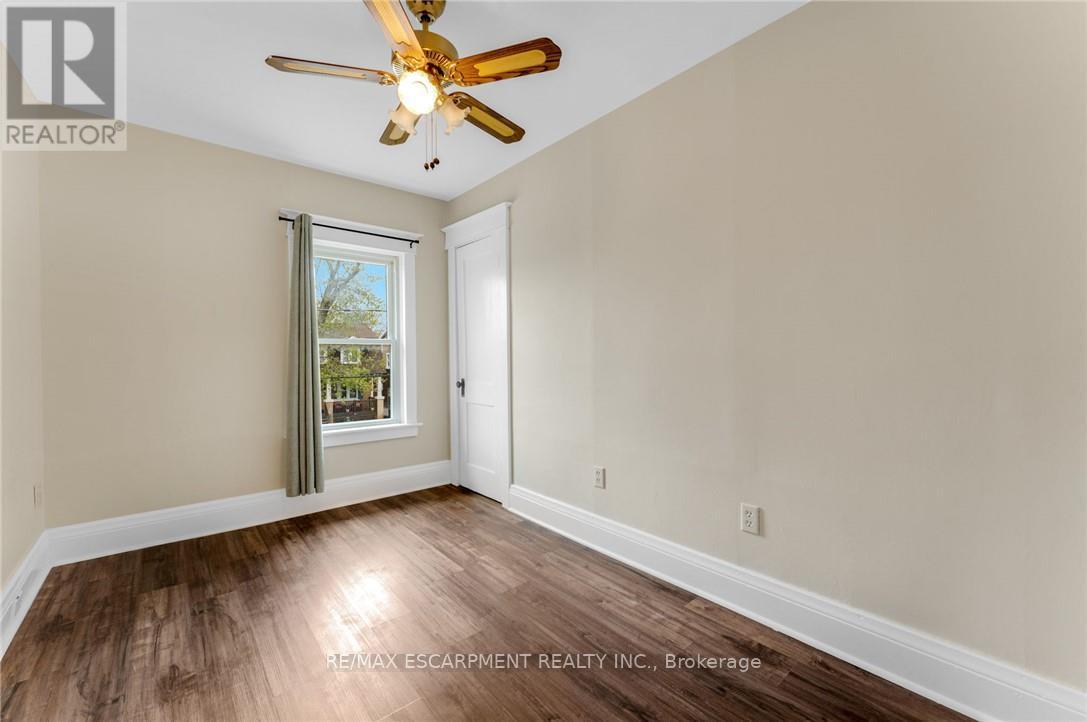112 Oakland Avenue, Welland, Ontario  L3C 2C1 - Photo 18 - X13638674