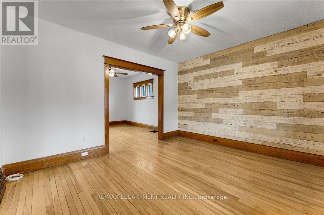 112 Oakland Avenue, Welland, Ontario  L3C 2C1 - Photo 6 - X13638674