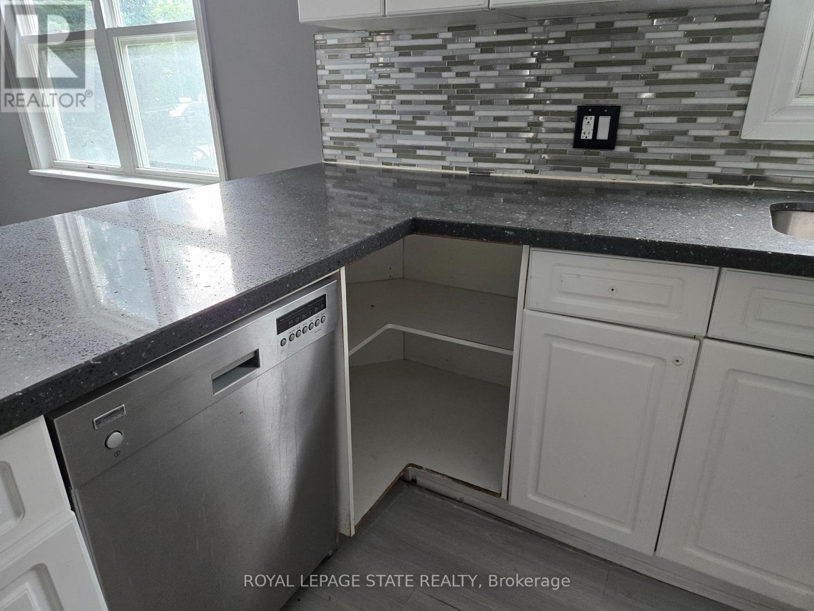 6269 Franklin Avenue, Niagara Falls, Ontario  L2G 4Z4 - Photo 2 - X13638764