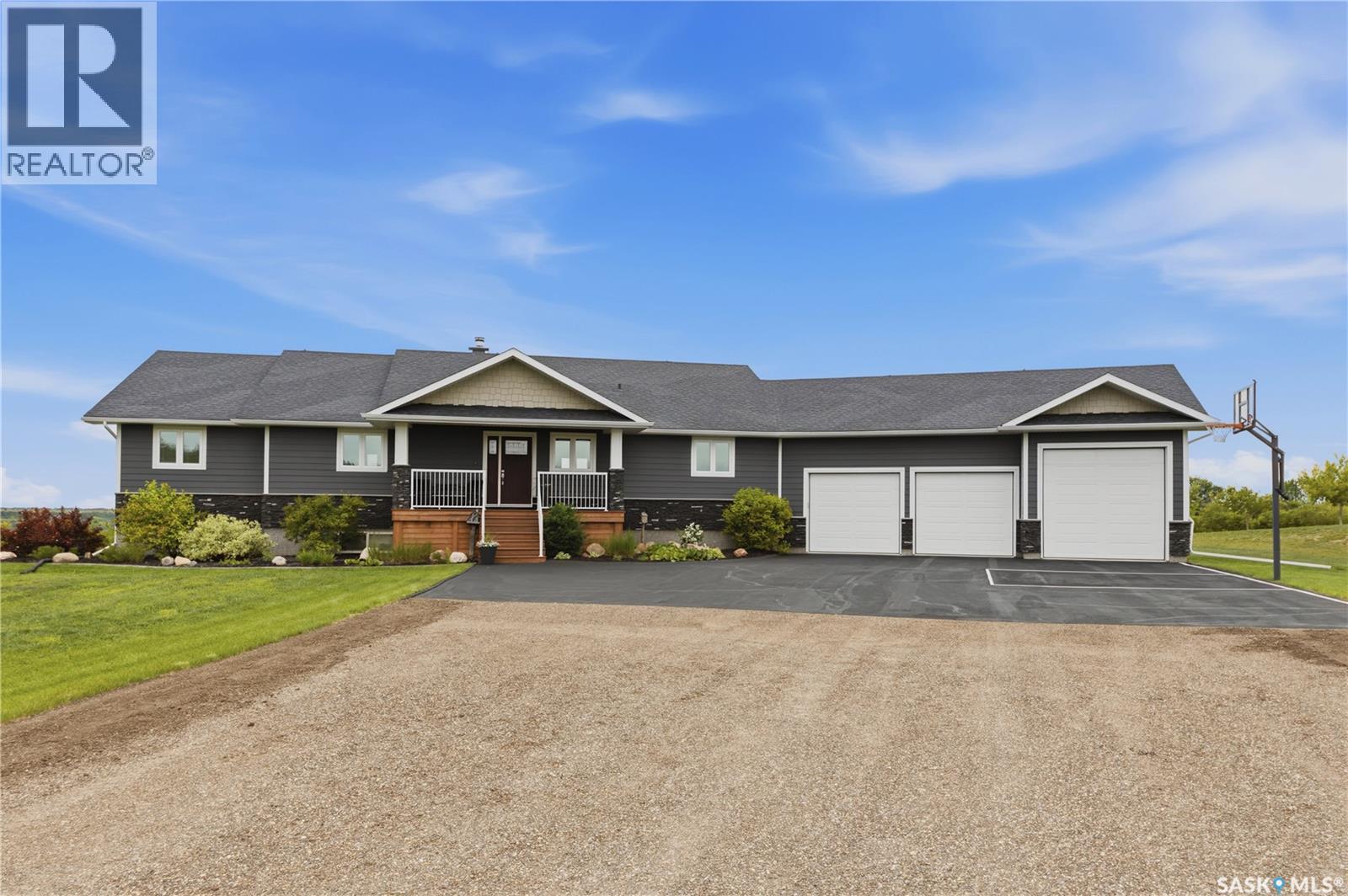 12 Valley Ridge Road, Last Mountain Lake, Saskatchewan  S0G 0W0 - Photo 2 - SK044311