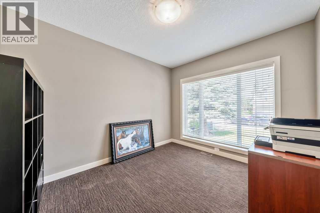 259 Willow Ridge Manor, Diamond Valley, Alberta  T0L 0H0 - Photo 19 - A2332471