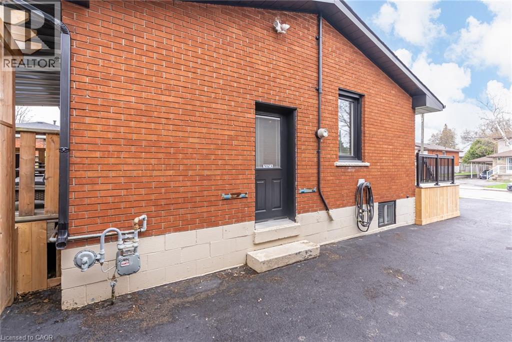 185 Deschene Avenue, Hamilton, Ontario  L9A 3K3 - Photo 27 - 40823142