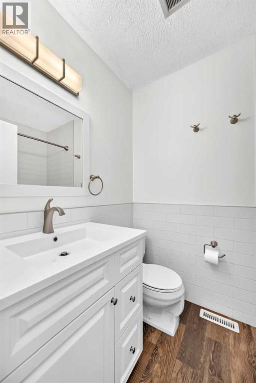383 Georgian Villas Ne, Calgary, Alberta  T2A 7E1 - Photo 21 - A2333692