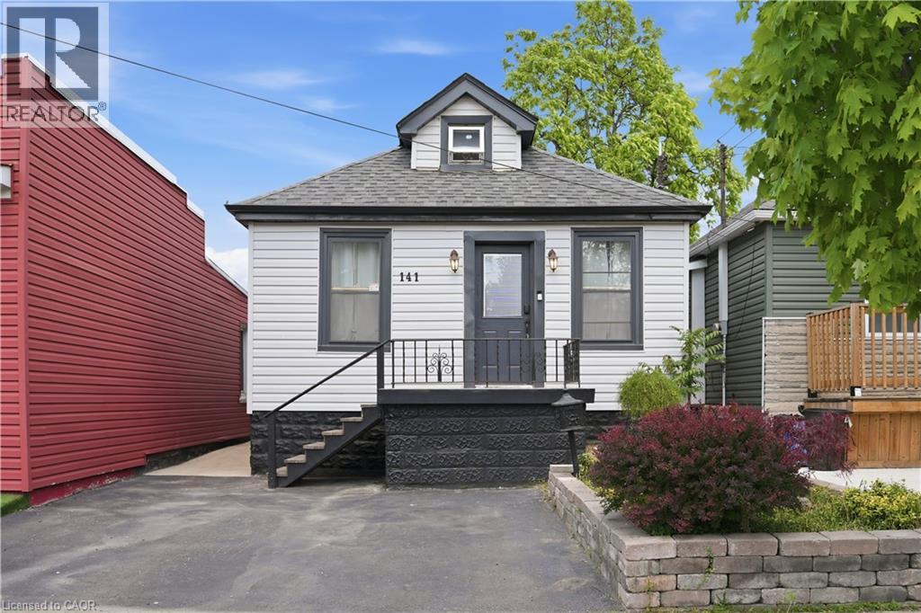 141 MCANULTY Boulevard, Hamilton, Ontario