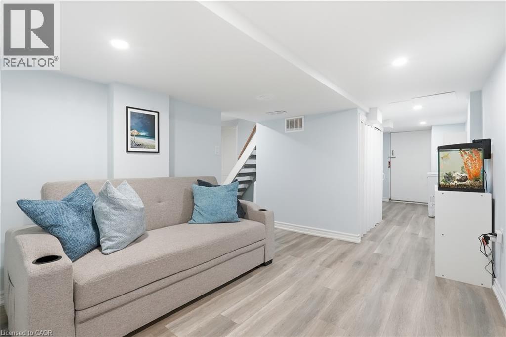 141 Mcanulty Boulevard, Hamilton, Ontario  L8H 3H6 - Photo 31 - 40842341