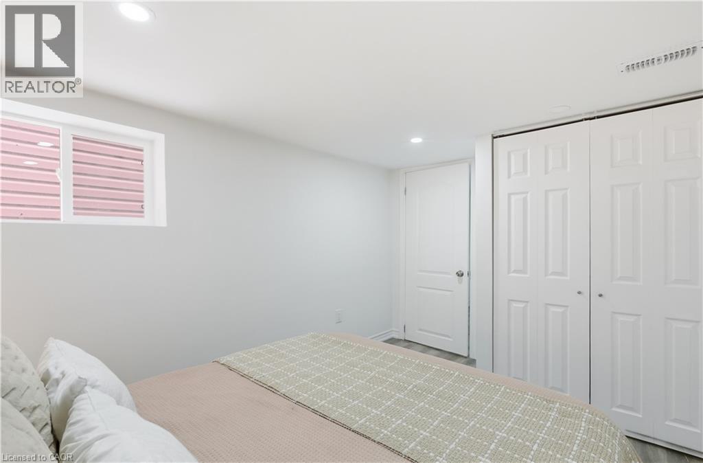 141 Mcanulty Boulevard, Hamilton, Ontario  L8H 3H6 - Photo 25 - 40842341