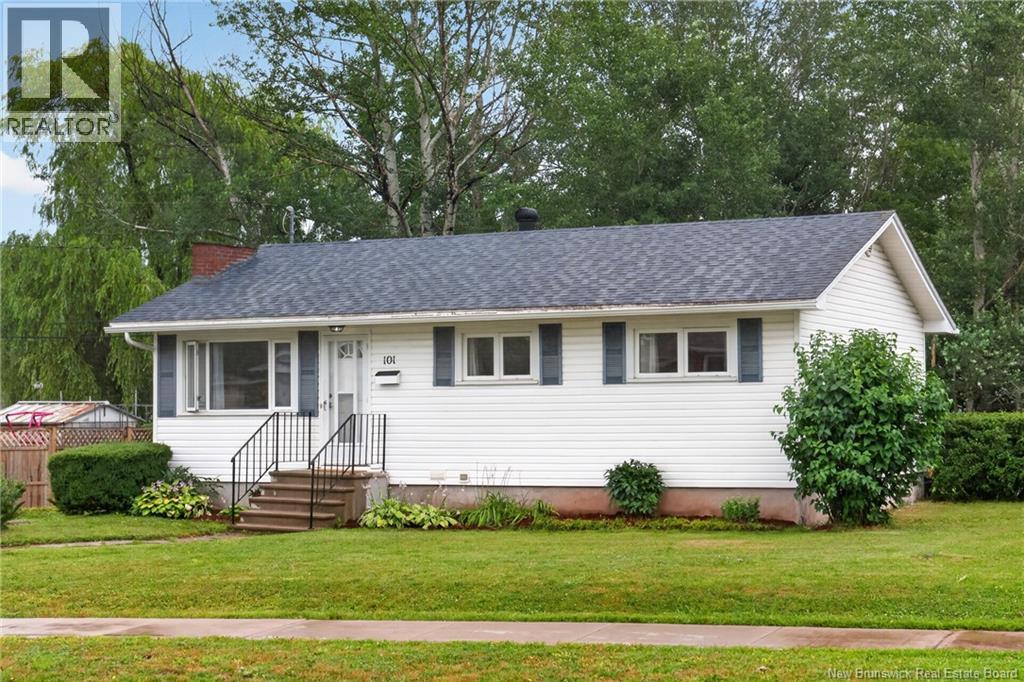 101 Birchmount Drive, Moncton, New Brunswick  E1C 8E5 - Photo 3 - NB145205