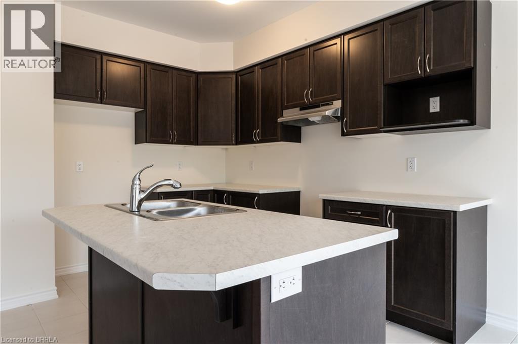 33 Dennis Avenue, Brantford, Ontario  N3V 0B9 - Photo 9 - 40853139