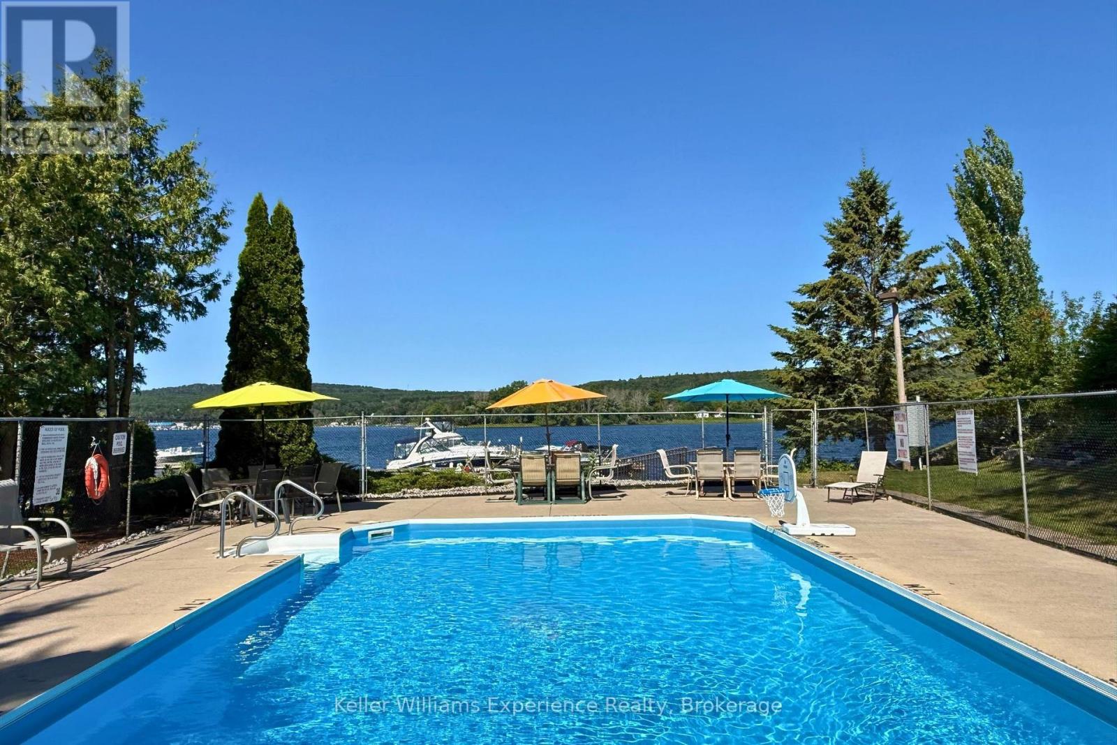 5 - 8 Beck Boulevard, Penetanguishene, Ontario  L9M 1C3 - Photo 4 - S13617310