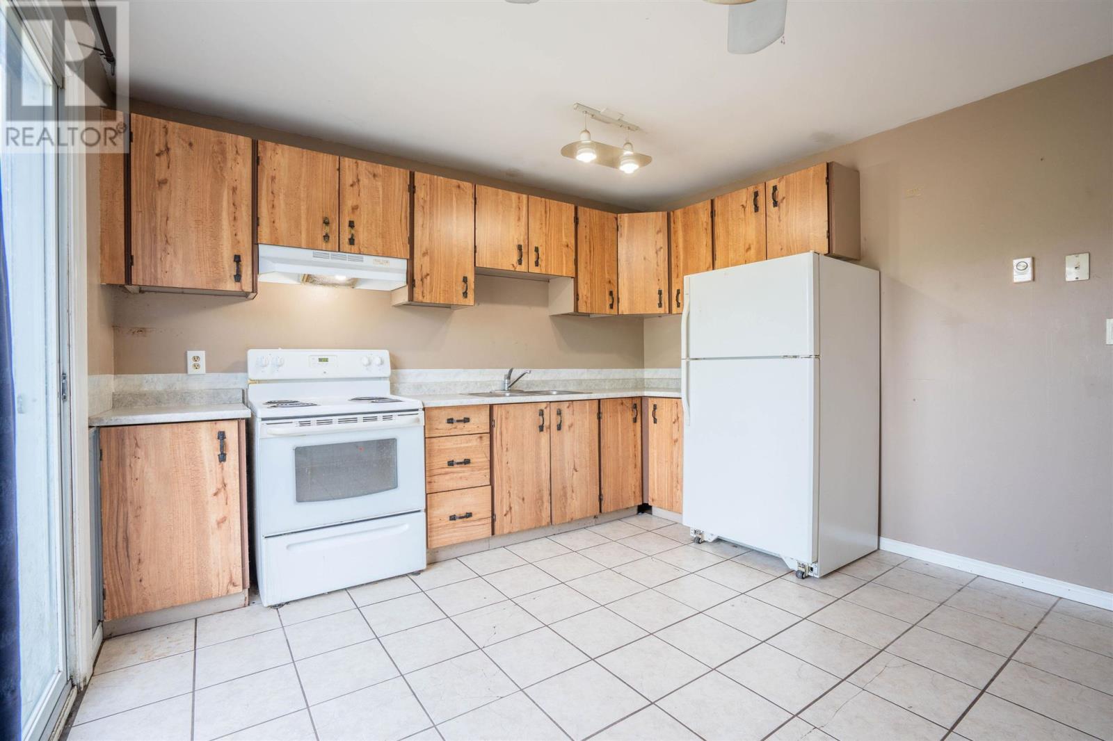 61 Robin St, Sault Ste. Marie, Ontario  P6A 5Y4 - Photo 12 - SM261392
