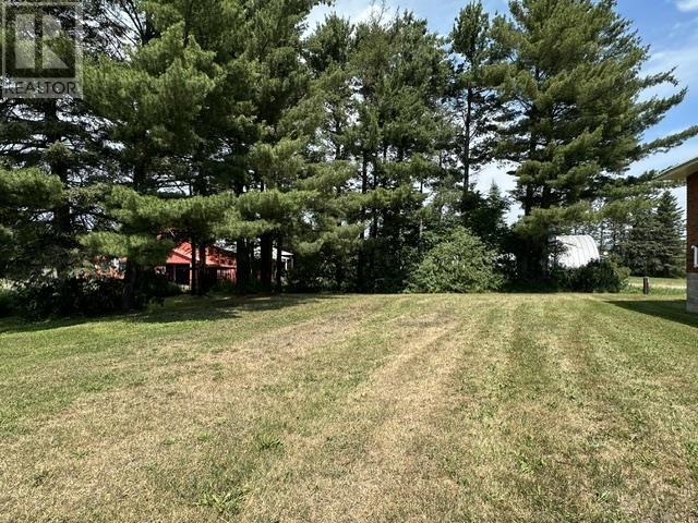983 Carpin Beach Rd, Sault Ste. Marie, Ontario  P6A 5K8 - Photo 26 - SM261777