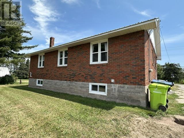 983 Carpin Beach Rd, Sault Ste. Marie, Ontario  P6A 5K8 - Photo 24 - SM261777