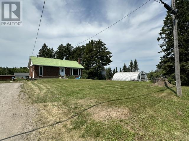 983 Carpin Beach Rd, Sault Ste. Marie, Ontario  P6A 5K8 - Photo 3 - SM261777