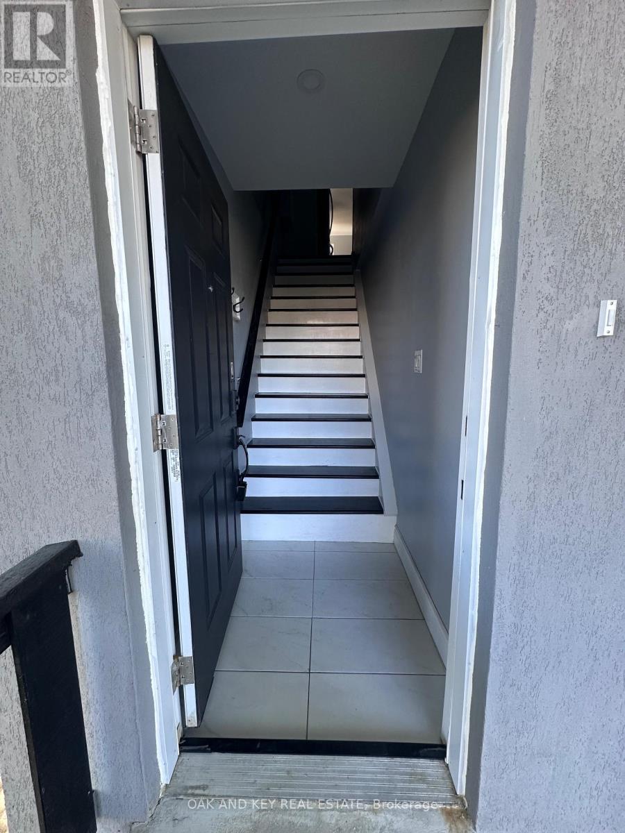 6 Lapp Street, Toronto, Ontario  M6N 3W6 - Photo 6 - W13207998