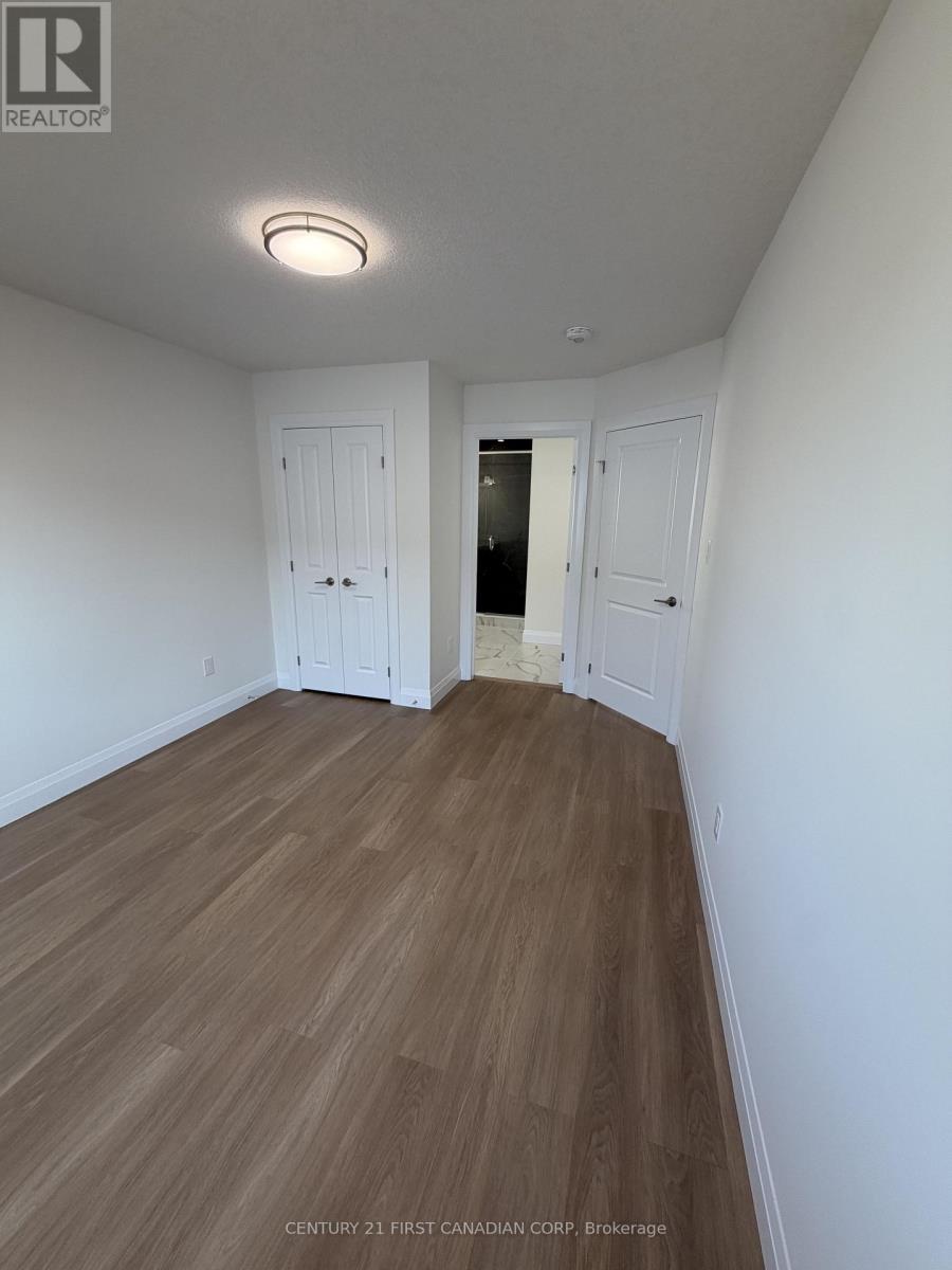 Upper - 1045 Karenana Road, London South, Ontario  N6M 0K2 - Photo 24 - X13635320