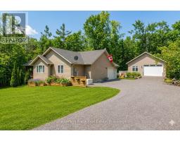 25 LAKELAND AVENUE, Trent Lakes, Ontario