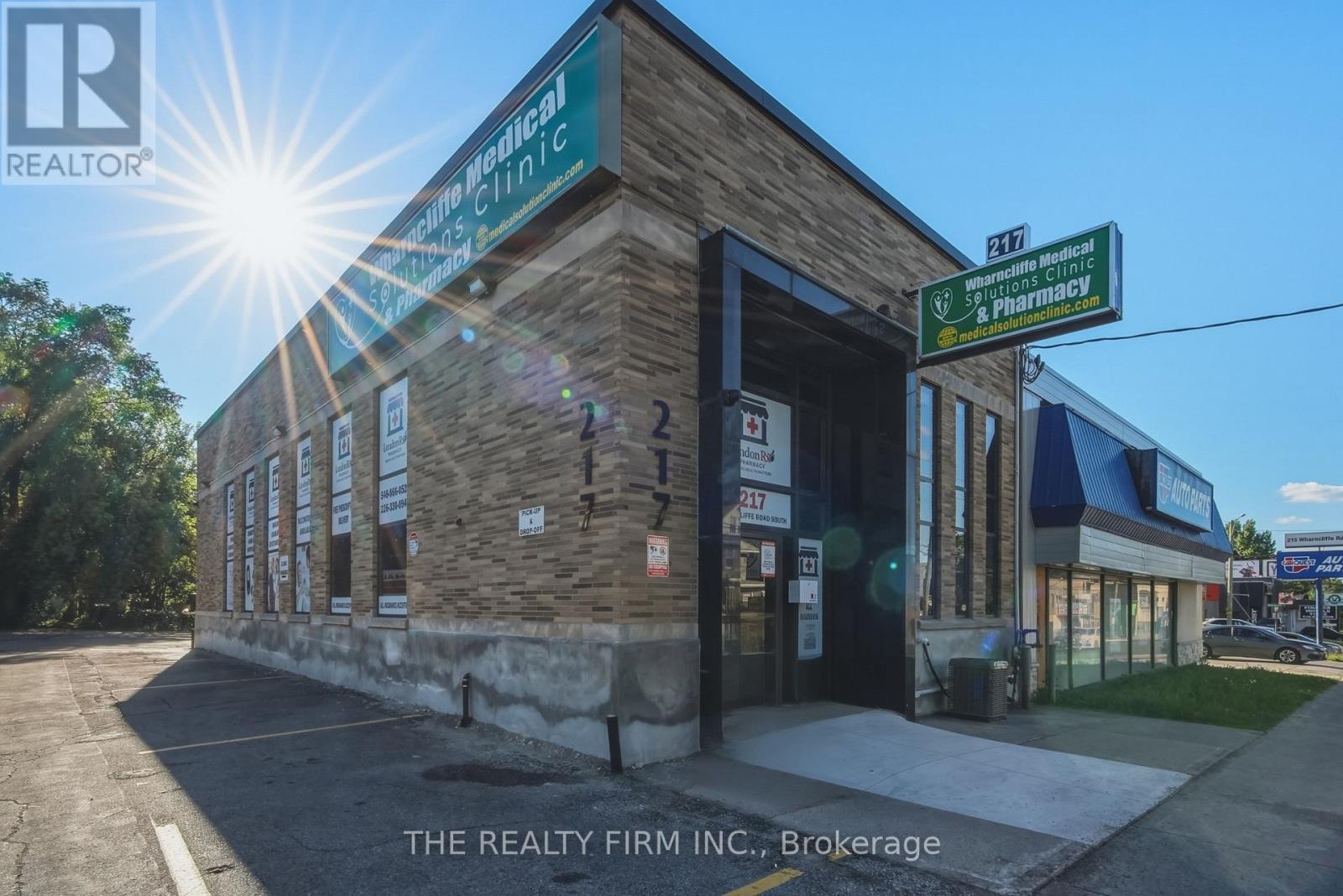 217 WHARNCLIFFE ROAD S, London South, Ontario