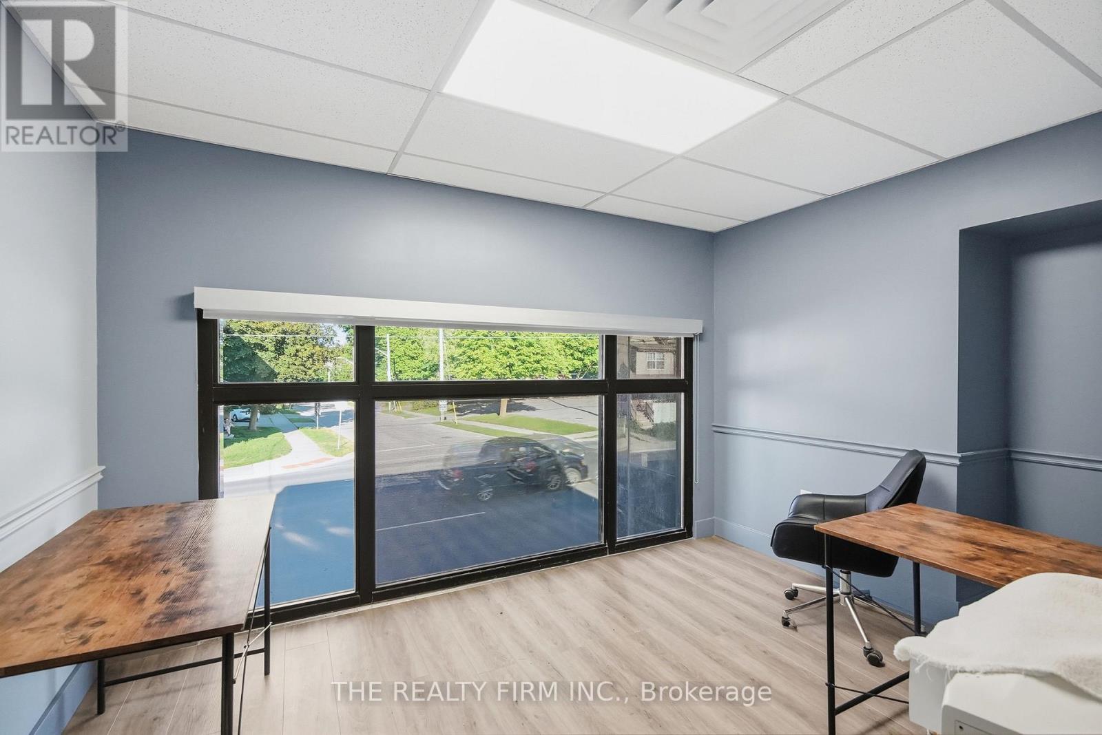 217 Wharncliffe Road S, London South, Ontario  N6J 2L2 - Photo 12 - X13639108