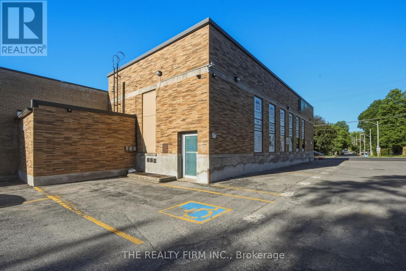 217 Wharncliffe Road S, London South, Ontario  N6J 2L2 - Photo 4 - X13639108