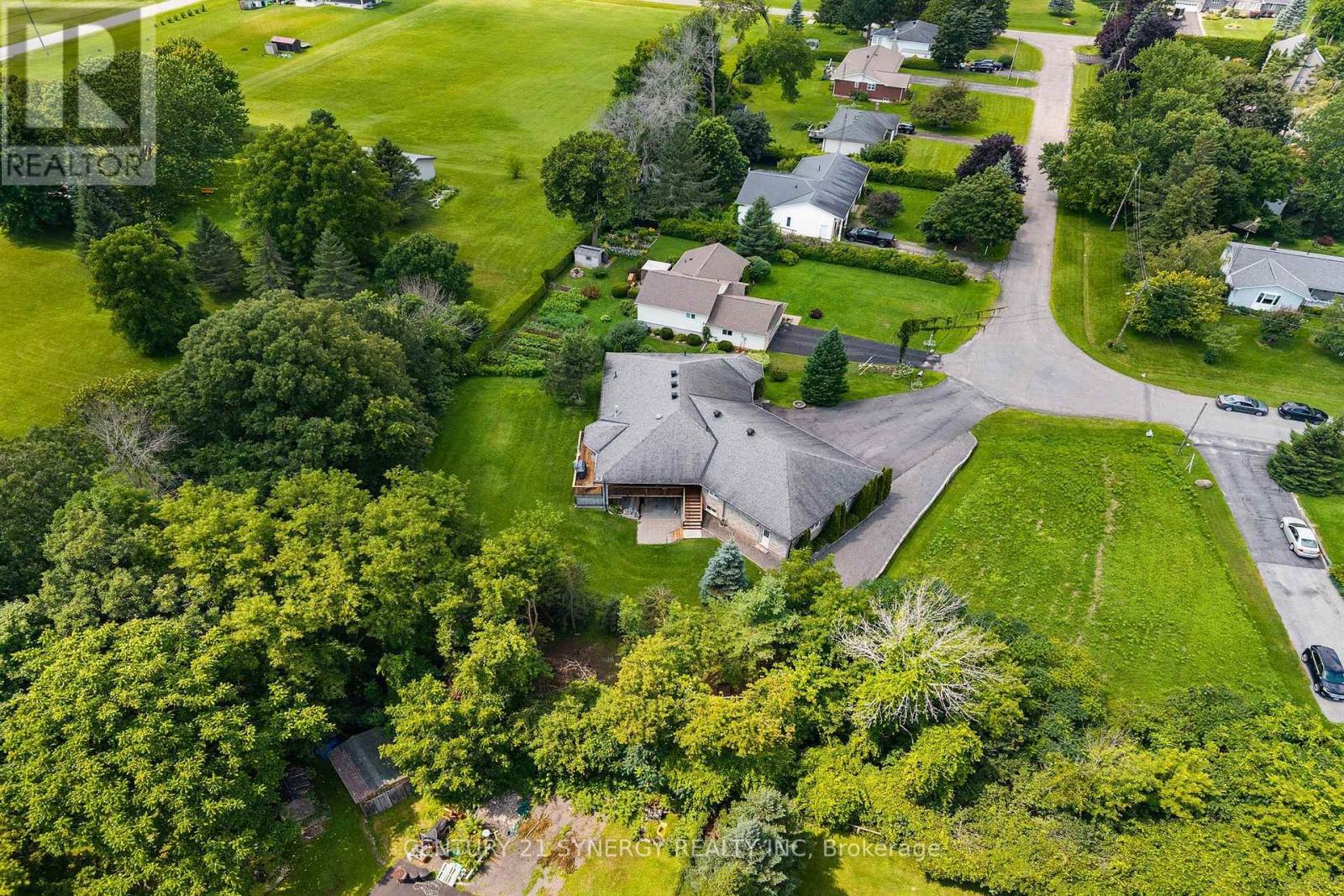 21 Holly Drive, Edwardsburgh/cardinal, Ontario K0E 1T1 - Photo 3 - X13639080