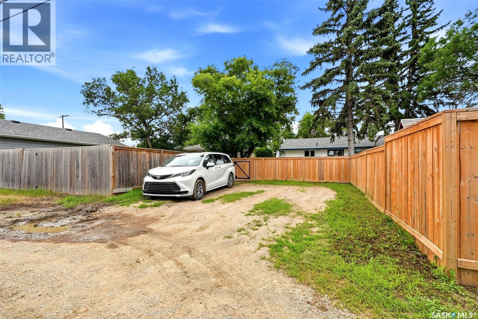 7208 Dewdney Avenue, Regina, Saskatchewan  S4T 1E6 - Photo 32 - SK044509