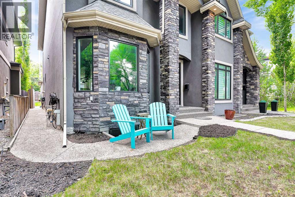 425 21 Avenue NW, Calgary, Alberta  T2M 1J6 - Photo 3 - A2331672