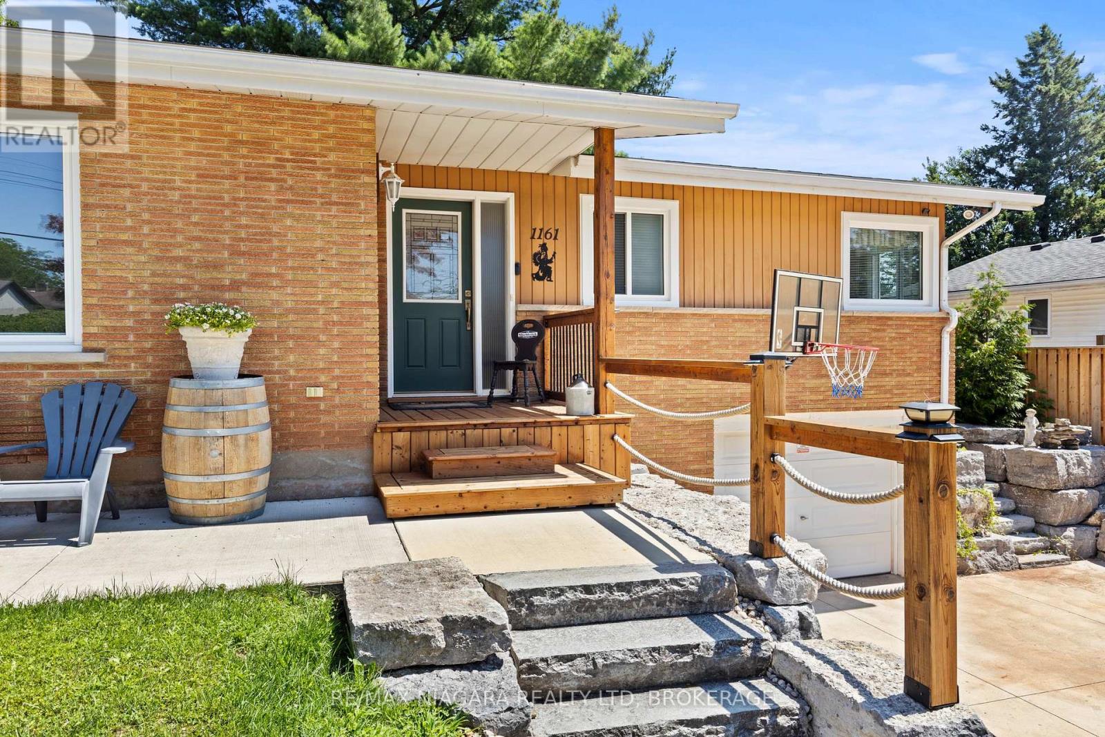 1161 Haist Street, Pelham, Ontario  L0S 1E2 - Photo 6 - X13638894