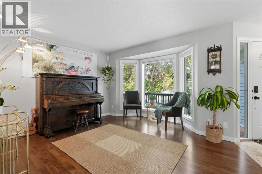 161 Douglasbank Way SE, Calgary, Alberta  T2Z 1V7 - Photo 8 - A2334341