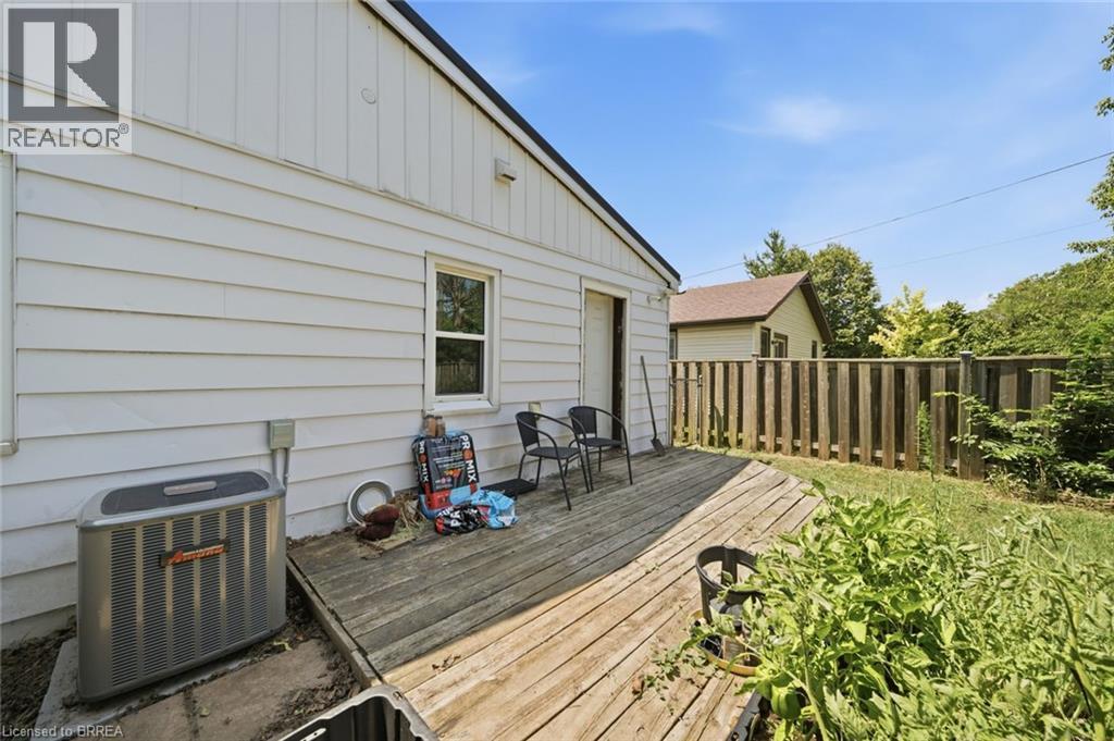 8 Russell Street, Brantford, Ontario  N3R 1Y7 - Photo 31 - 40853092