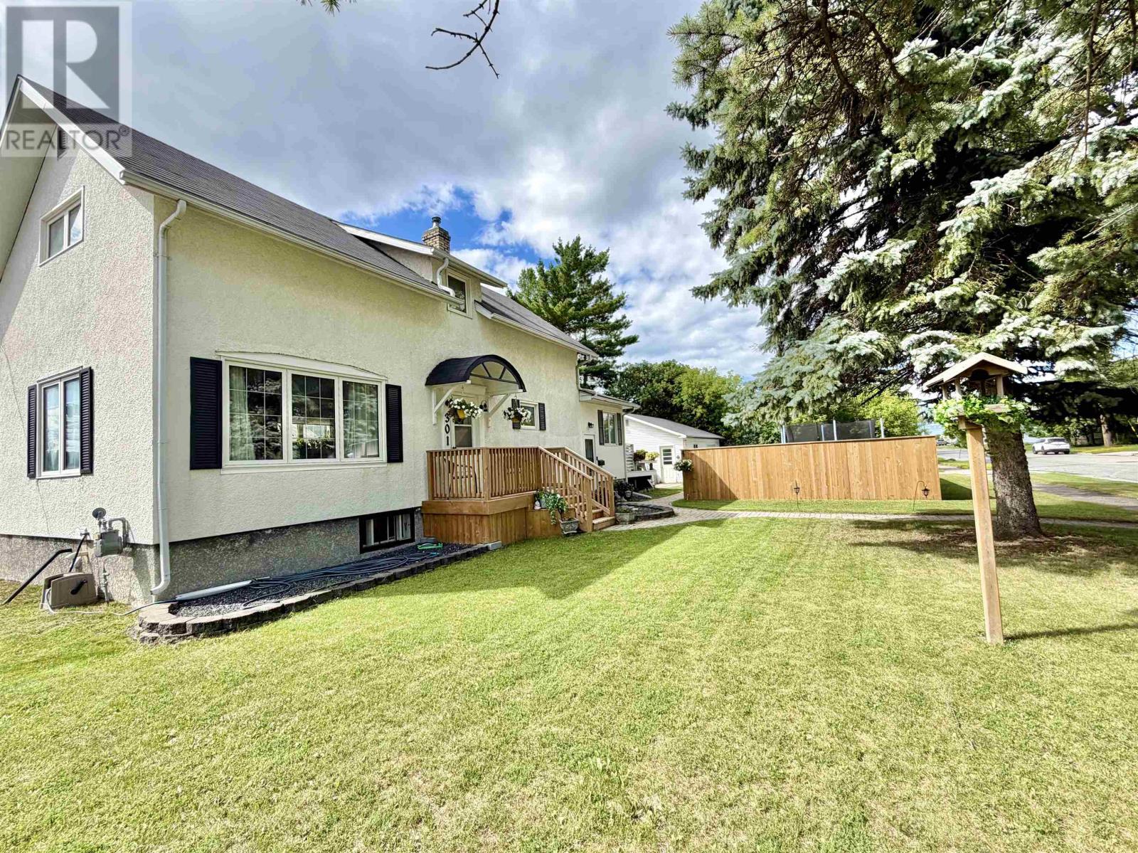 301 Butler Ave, Fort Frances, Ontario  P9A 2N8 - Photo 31 - TB2602242