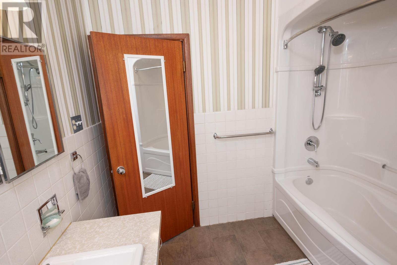 216 Francis St, Thunder Bay, Ontario  P7E 4C2 - Photo 28 - TB2602243