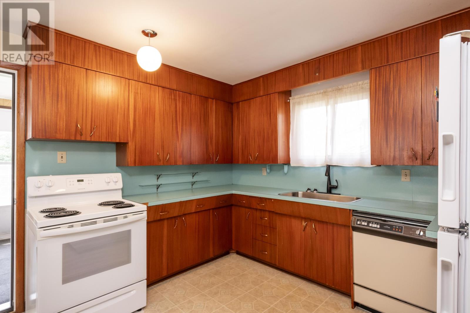 216 Francis St, Thunder Bay, Ontario  P7E 4C2 - Photo 9 - TB2602243
