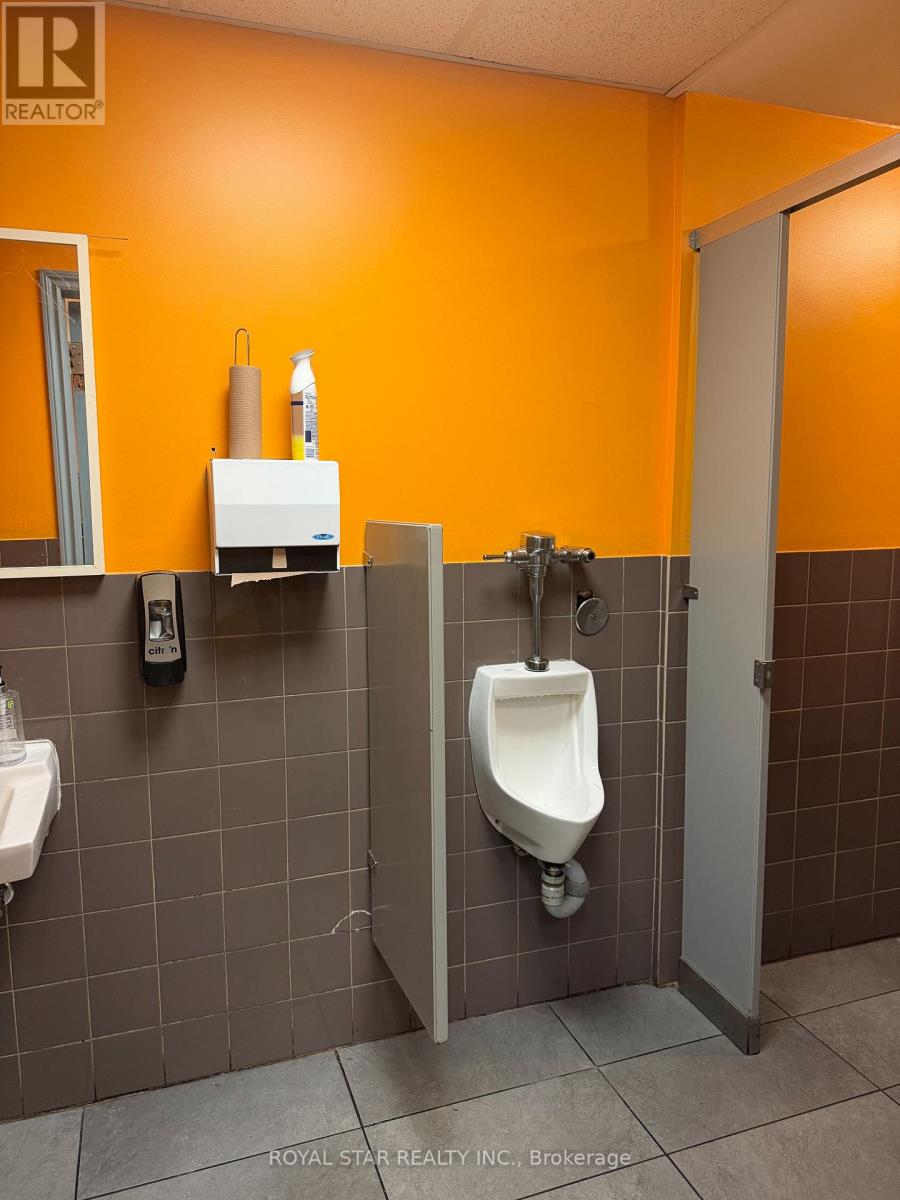 987 Bay Street, Toronto, Ontario  M5S 3C4 - Photo 21 - C13638908