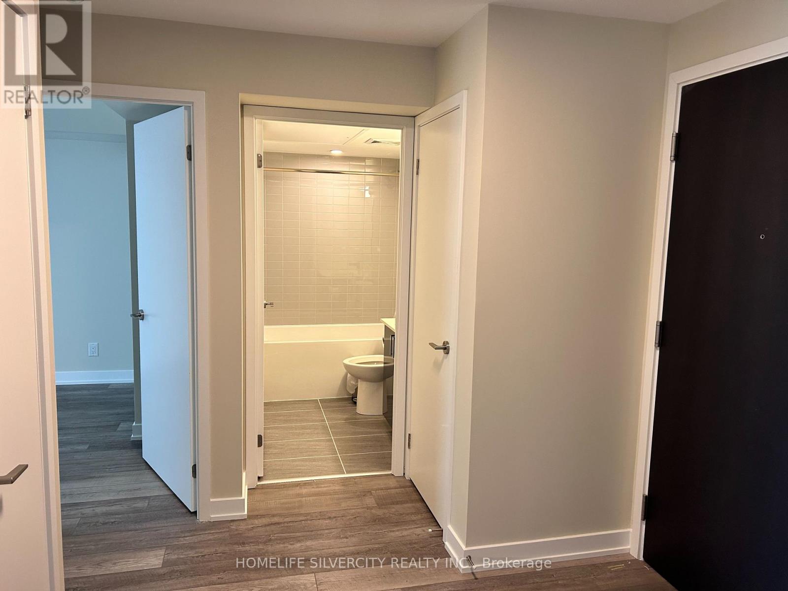 1214 - 38 Monte Kwinter Court, Toronto, Ontario  M3H 0E2 - Photo 4 - C13639014