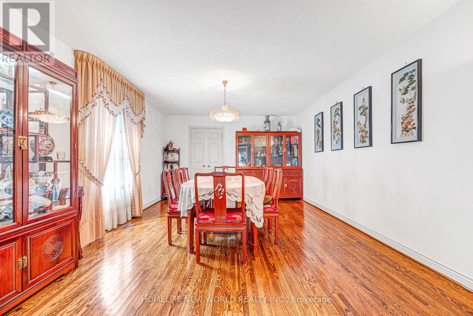 4 Tarbert Road, Toronto, Ontario  M2M 2Y2 - Photo 11 - C13639042