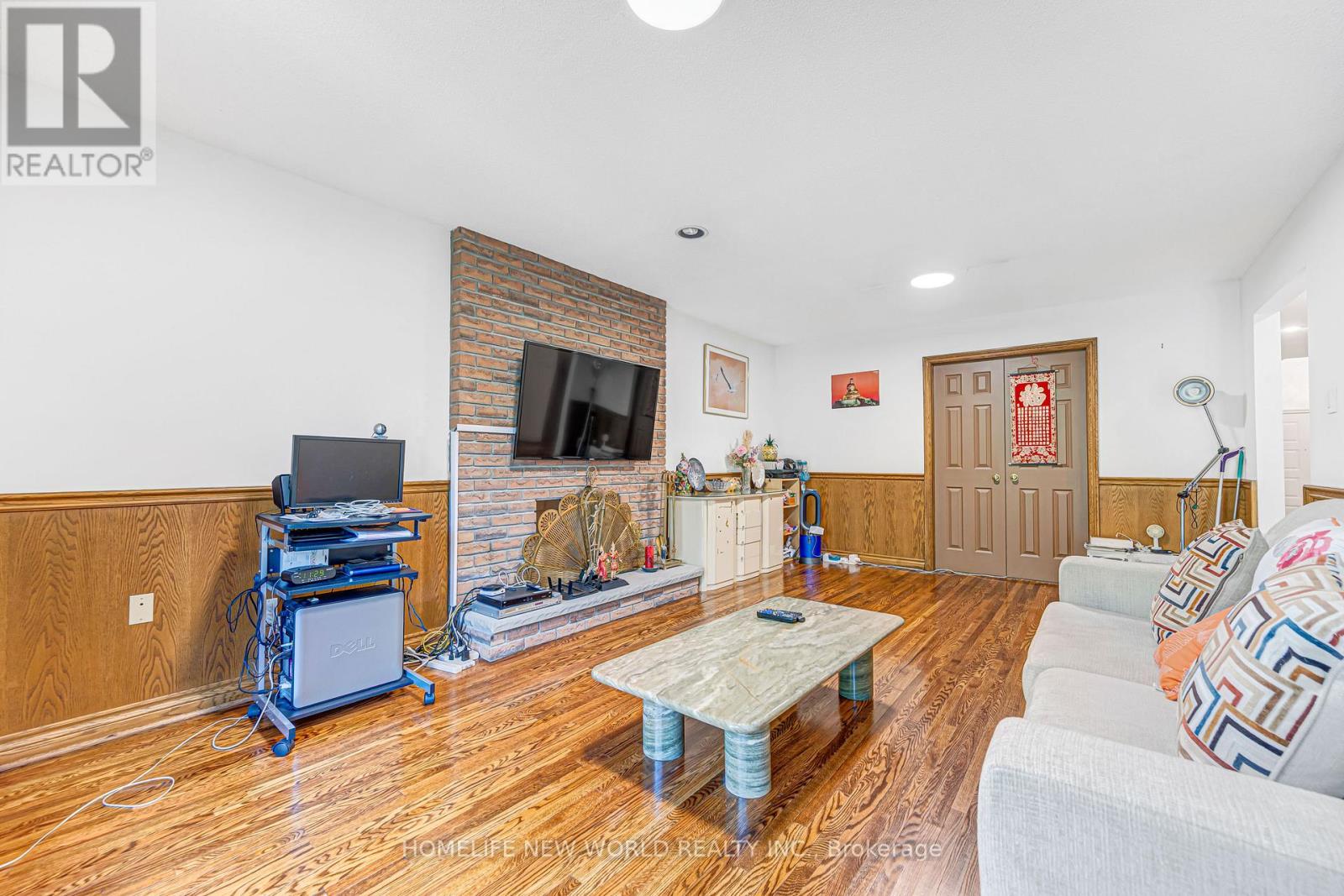 4 Tarbert Road, Toronto, Ontario  M2M 2Y2 - Photo 17 - C13639042