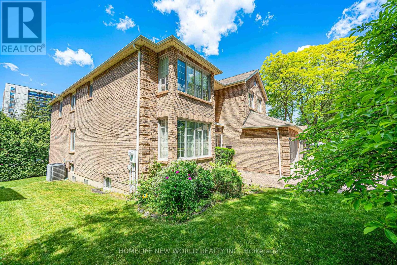 4 Tarbert Road, Toronto, Ontario  M2M 2Y2 - Photo 37 - C13639042