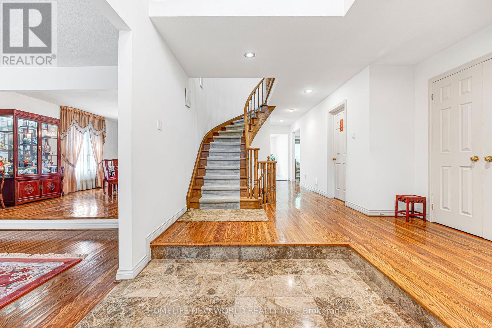 4 Tarbert Road, Toronto, Ontario  M2M 2Y2 - Photo 4 - C13639042