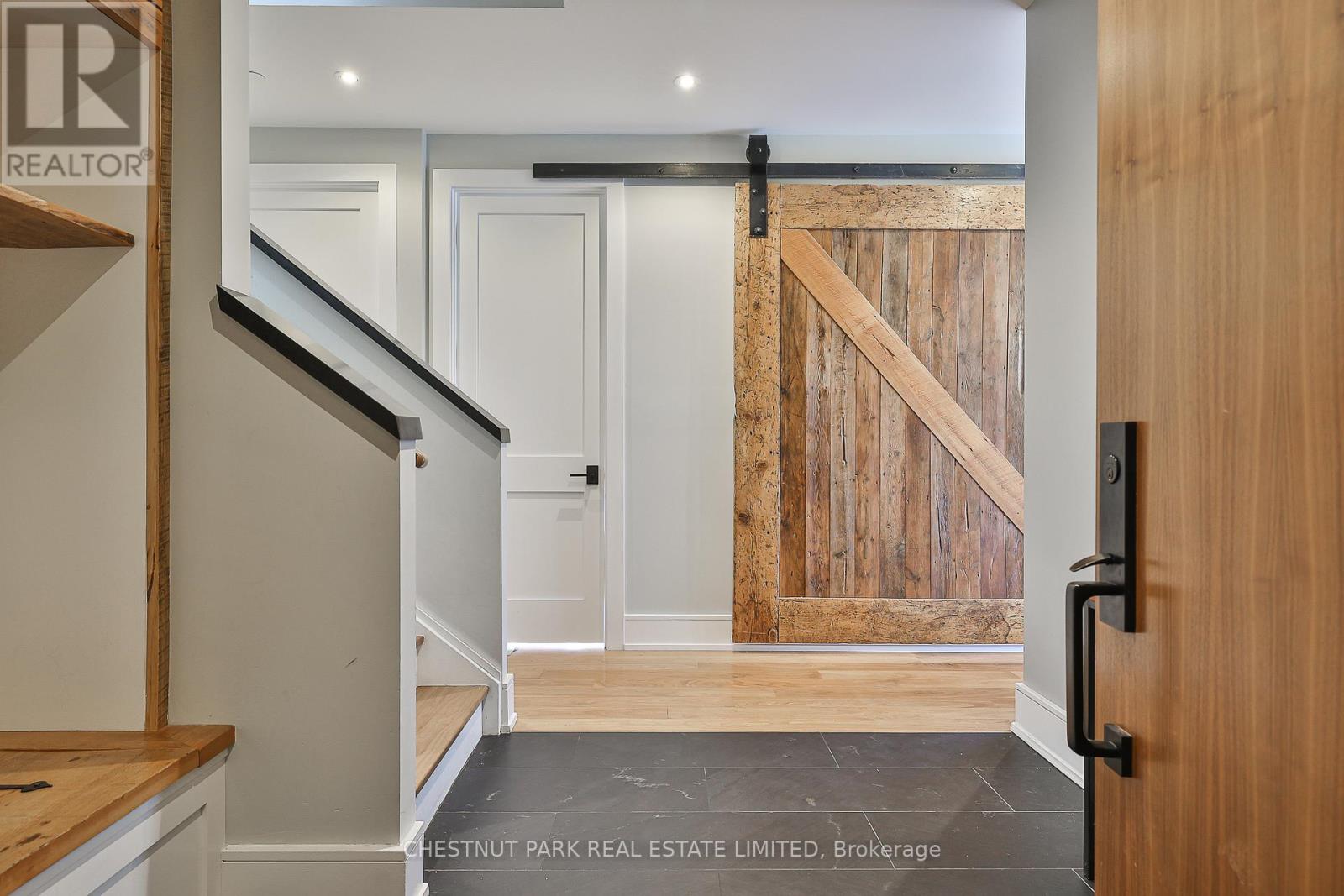 Ph2 - 540 College Street, Toronto, Ontario  M6G 1A6 - Photo 3 - C13639076