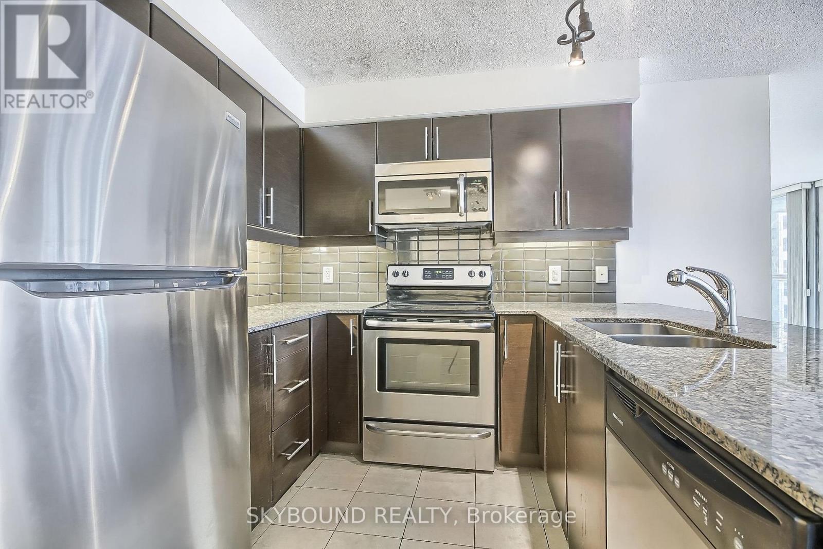 712 - 33 Bay Street, Toronto, Ontario  M5J 2Z3 - Photo 12 - C13639096