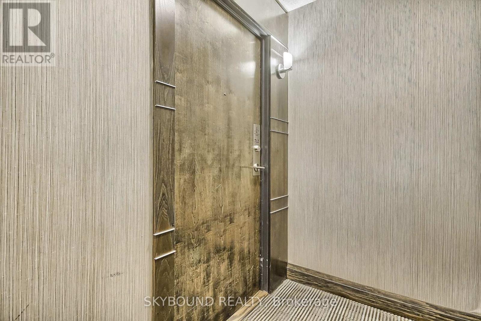 712 - 33 Bay Street, Toronto, Ontario  M5J 2Z3 - Photo 5 - C13639096