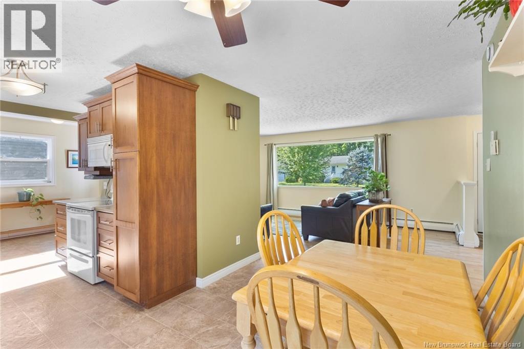 6 Robinson Drive, Fredericton, New Brunswick  E3A 1L8 - Photo 11 - NB144867