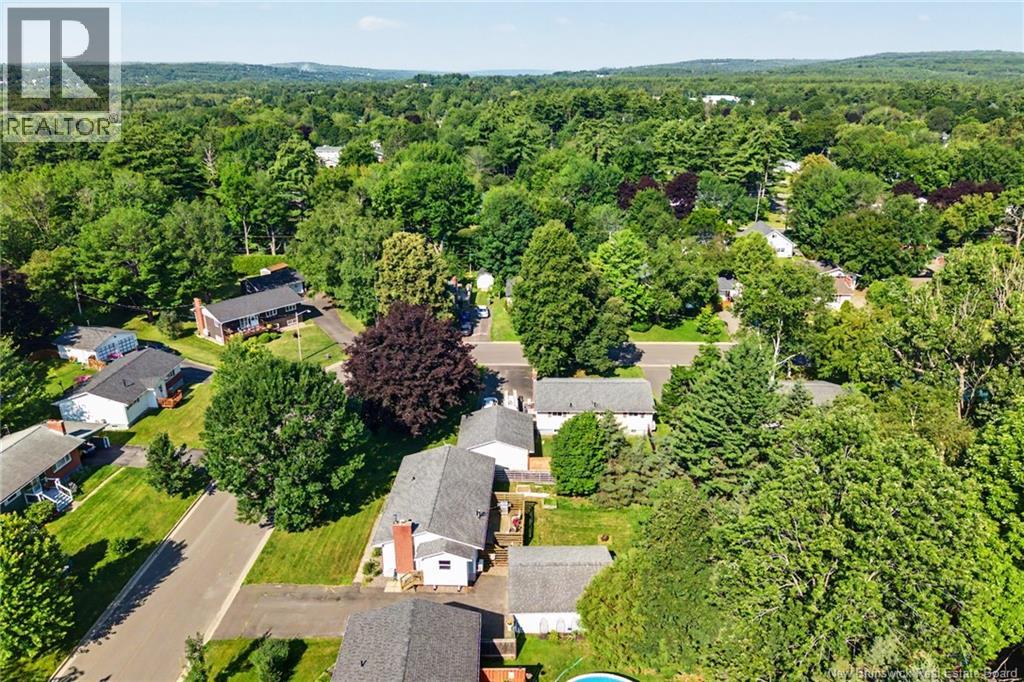 6 Robinson Drive, Fredericton, New Brunswick  E3A 1L8 - Photo 43 - NB144867