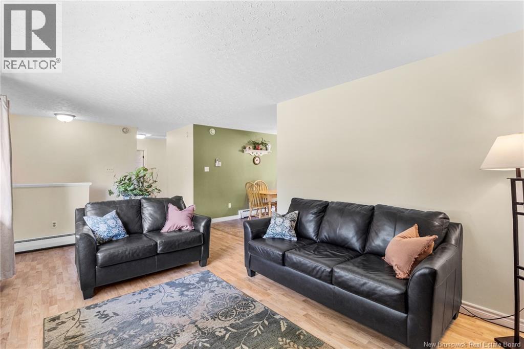 6 Robinson Drive, Fredericton, New Brunswick  E3A 1L8 - Photo 6 - NB144867