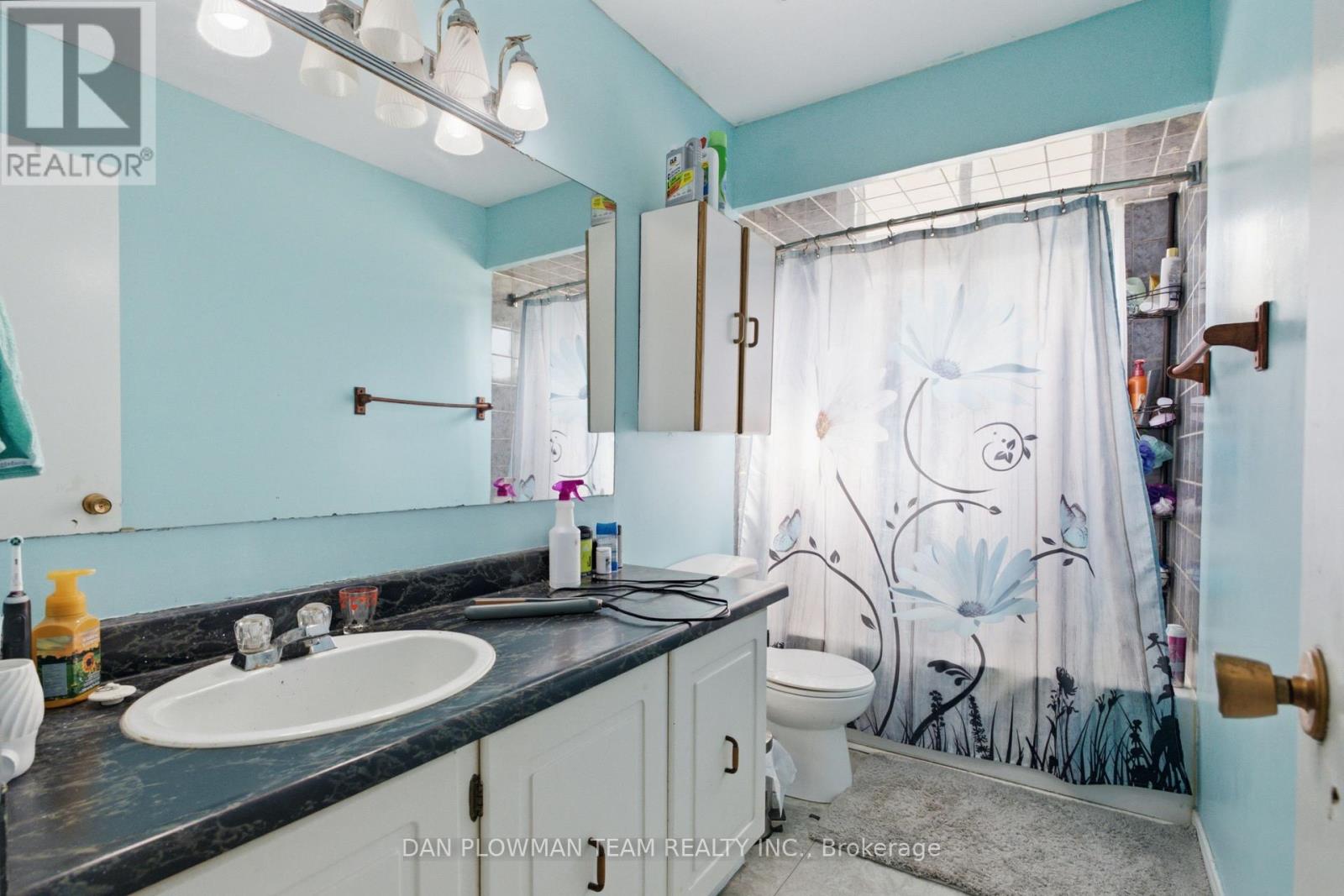 21 Doreen Crescent, Clarington, Ontario  L1C 3W6 - Photo 10 - E13638868