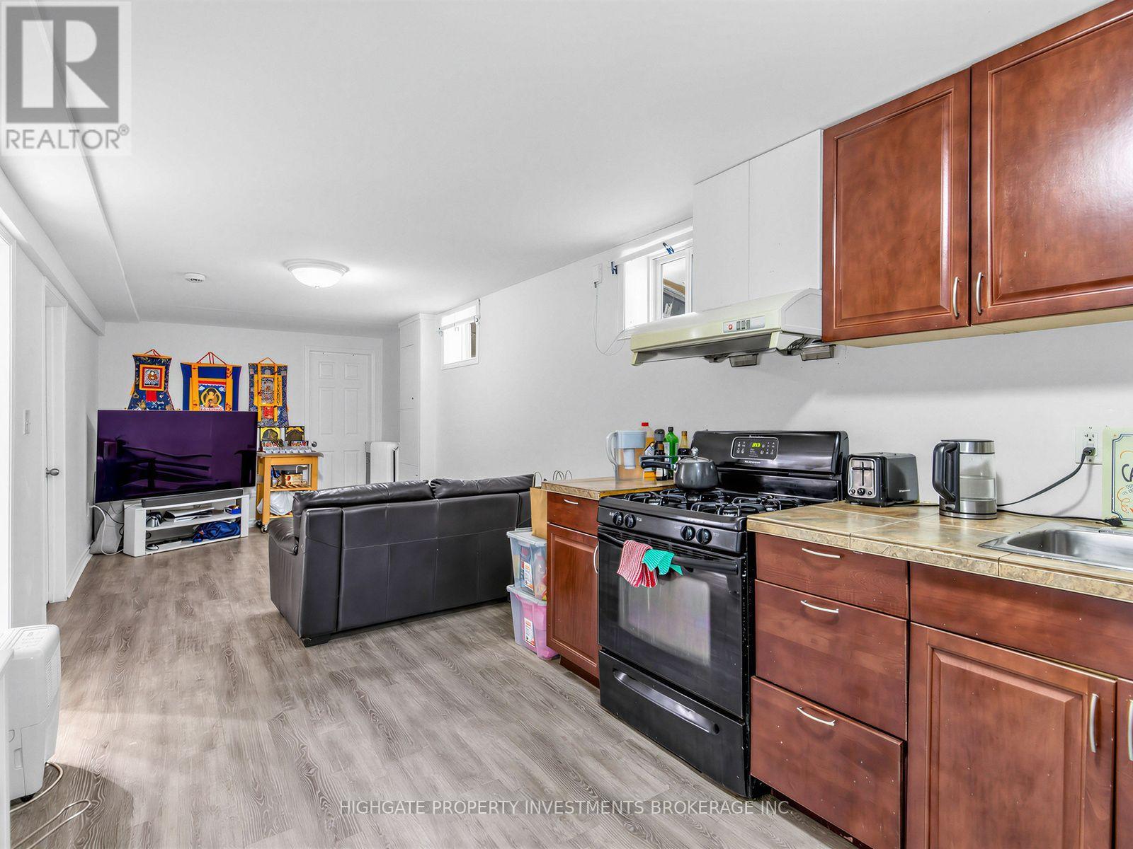 Basement - 210 Gowan Avenue, Toronto, Ontario  M4J 2K6 - Photo 4 - E13638966