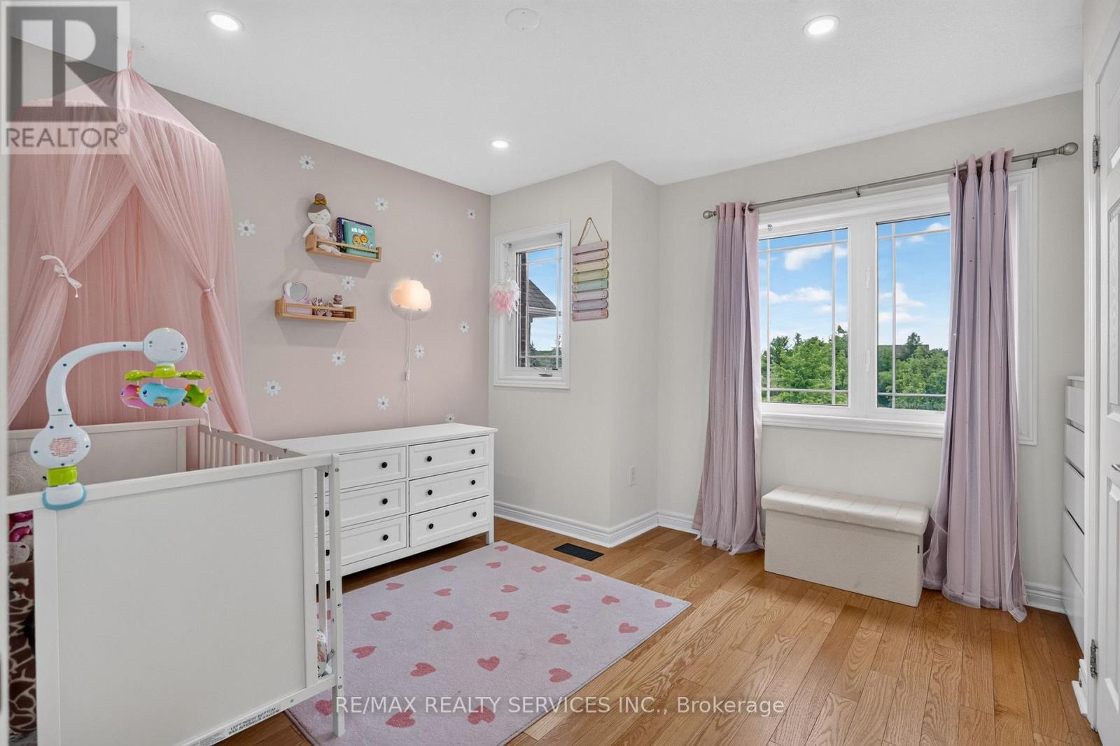 92 Snowling Drive, Ajax, Ontario  L1Z 0G1 - Photo 21 - E13639104