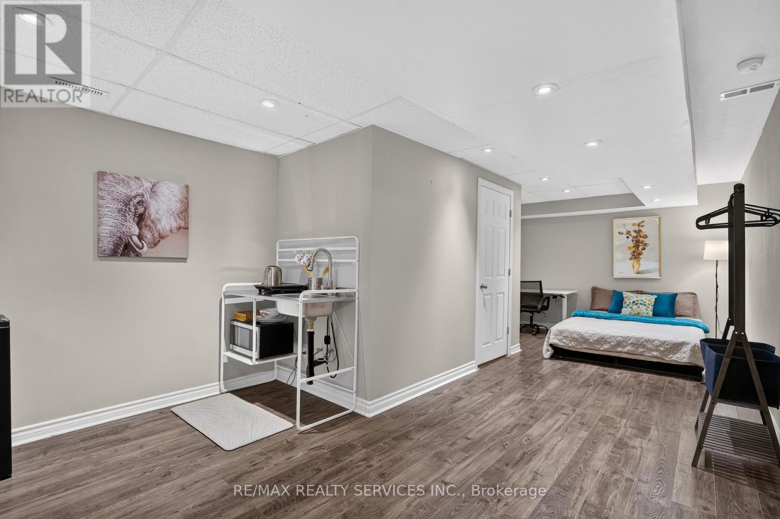 92 Snowling Drive, Ajax, Ontario  L1Z 0G1 - Photo 30 - E13639104